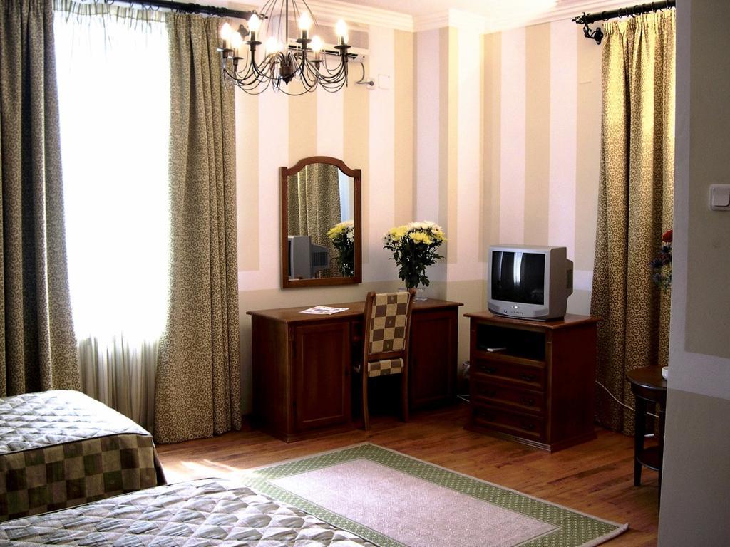 Hotel Piccolo Mondo Bukares Ruang foto